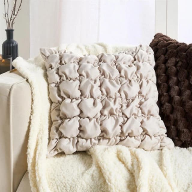 OHS OHS 2 x Filled Seersucker Quilted Square Cushion Covers in Natural Size: 45cm x 45cm Natural 45cm x 45cm Unisex 5027434226115