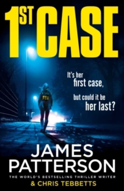 1st Case : It's her first case. It could be her last. Paperback / softback