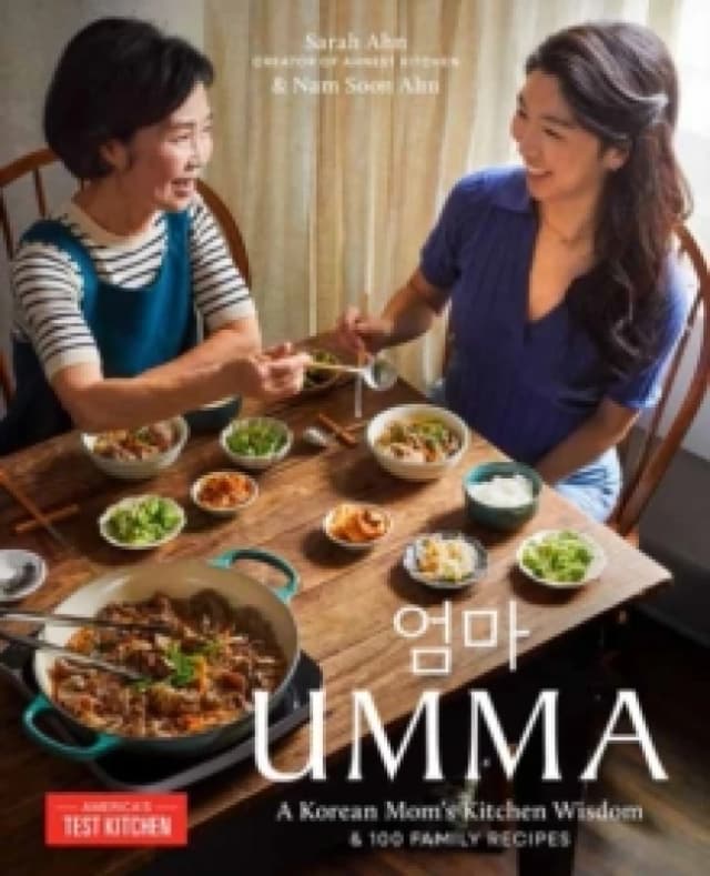 Umma : A Korean Mom's Kitchen Wisdom and 100 Family Recipes Hardback
