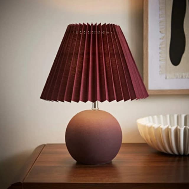 ValueLights ValueLights Beattie Burgundy Ceramic Table Lamp with Origami Lamp Shade Burgundy One Size Unisex 5016529273448