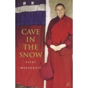 Cave in the Snow by Vicki Mackenzie Paperback