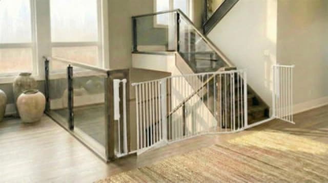 Safetots Two Door Multi Panel Solution For Up And Down Staircases, White, 298Cm Of Length, Includes 2 Door Opening Panels