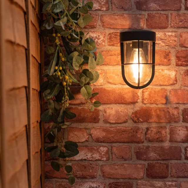 ValueLights ValueLights Fanar Lantern IP44 Rated Bathroom Outdoor Wall Light with LED Bulb in Black One Size Unisex 5059406034343