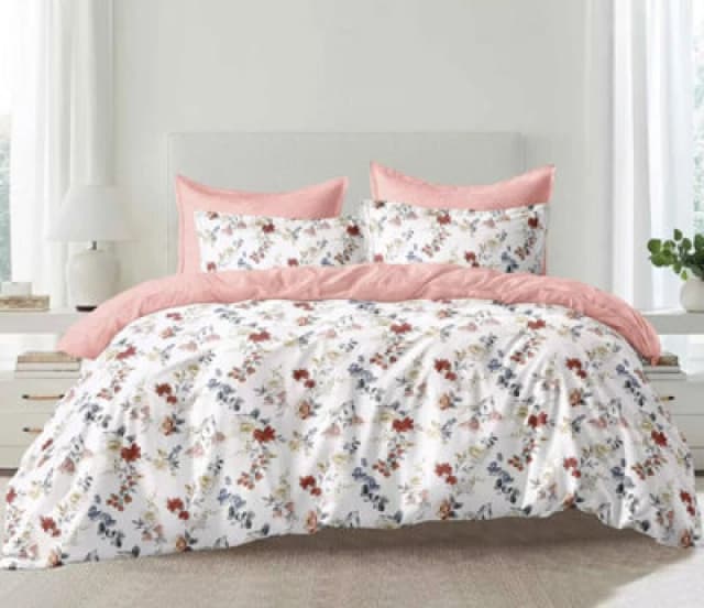 Ezysleep Ezysleep Fleur Floral Printed Duvet Set in Pink Size: Double Pink Double Unisex 0721545366207