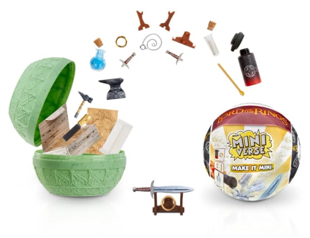 MGA's Miniverse Make It Mini Lord Of The Rings