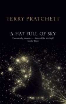 A Hat Full of Sky by Terry Pratchett Paperback