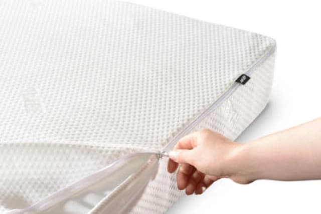 Jay-Be Mattress Protector For Hideaway Folding Bed 70Cm