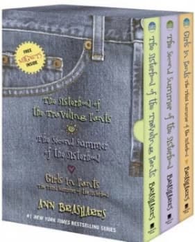 The Sisterhood of the Traveling Pants--3-Book Boxed Set by Ann Brashares Paperback