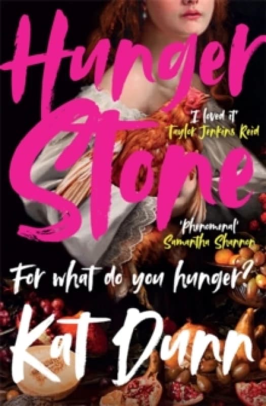 Hungerstone : The utterly compulsive, fierce and powerful reimagining of the original vampire novel CARMILLA Paperback / softback