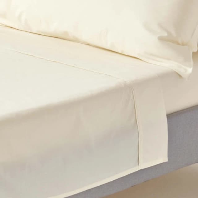 Homescapes Cream Egyptian Cotton Flat Sheet 200 Tc, Double