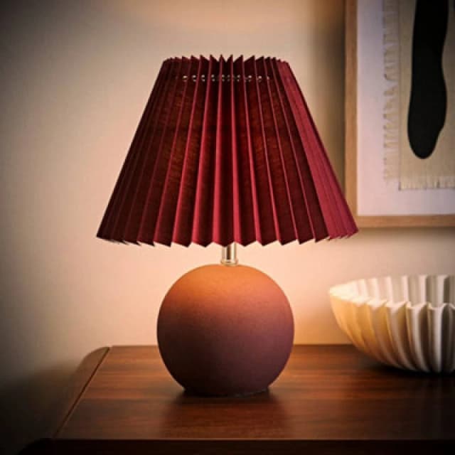 ValueLights ValueLights Beattie Burgundy Ceramic Table Lamp with Origami Lamp Shade and Bulb Burgundy One Size Unisex 5059406070228
