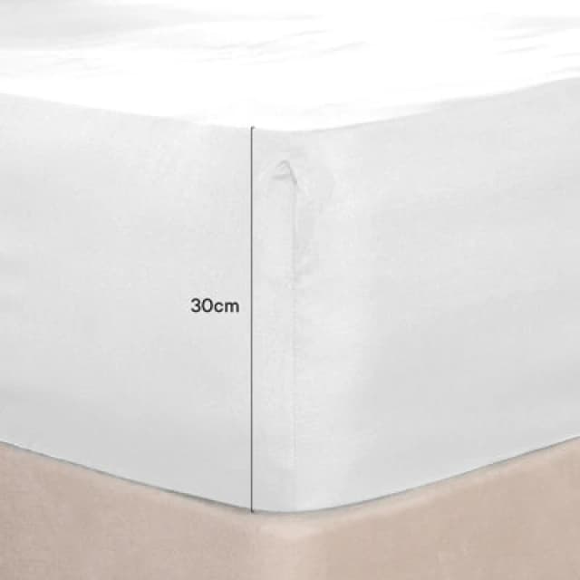 OHS OHS Plain Bed Sheet Microfibre Deep Fitted Soft in White Size: Single White Single Unisex 5027434182800