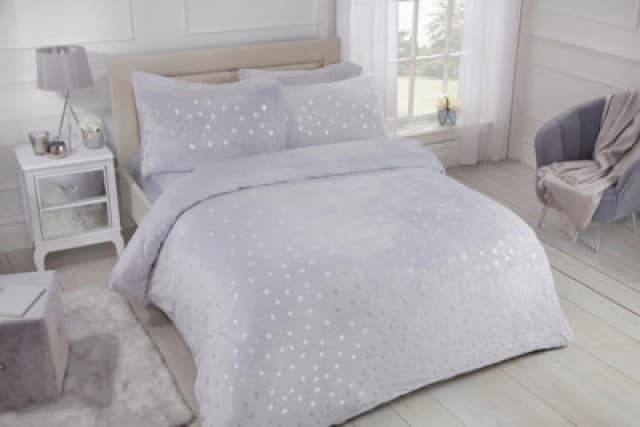 Smart Living Smart Living Luxury Fleece Foil Polka Dot Duvet Cover with Pillowcases in Silver Size: Double Silver Double Unisex 5056242741237