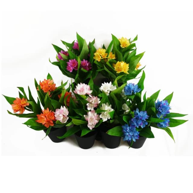 N/A 6x 18cm Artificial Freesia Plants in Assorted Colours Flowering