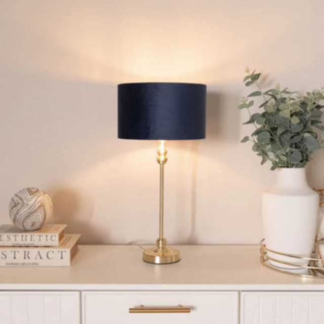 ValueLights ValueLights Maggie Gold Candlestick Table Lamp with Velvet Drum with Gold Inner Lamp Shade in Dark Navy Dark Navy One Size Unisex 50594060