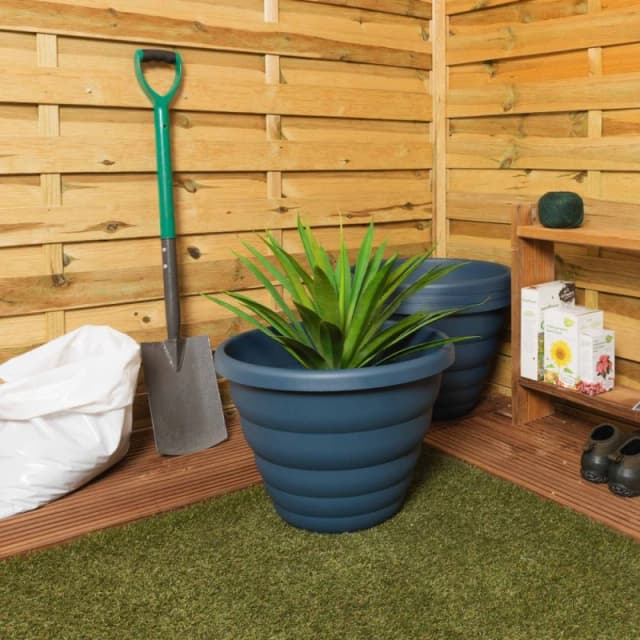 Wham Beehive 4 x 48cm Round Plastic Garden Planters in Navy Size: 4 x 48cm Navy Unisex 4 x 48 cm