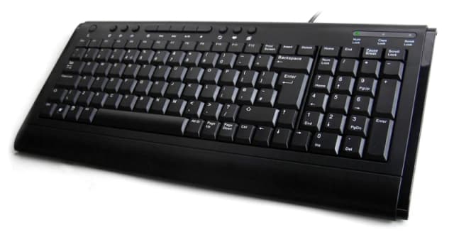 Accuratus 2200; slim USB compact layout keyboard in black- includes so