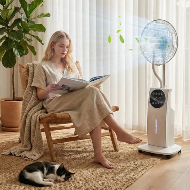 HOMCOM 16" Pedestal Fan with Water Mist Spray Standing Fan, 3.1L Tank, White White Unisex