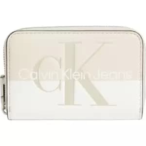 Calvin Klein Jeans Sculpted Med Zip Around Hero - Multi