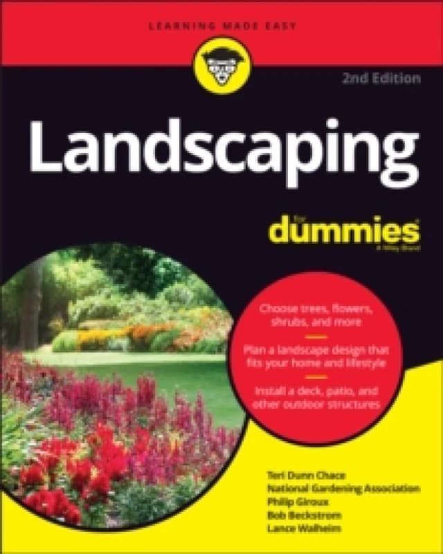 Landscaping for Dummies. Paperback. By Teri Dunn Chace Books