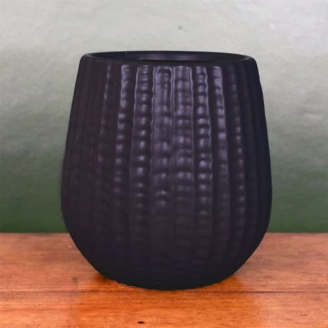 Leaf Black Ceramic Planter Plant Pot Botanik Black