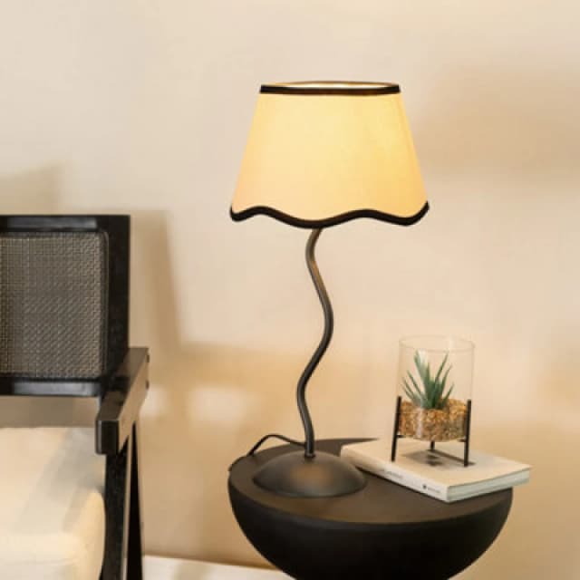 ValueLights Wiggle Black Metal Stem Table Lamp with Linen Scallop Trim Tapered Lamp Shade Black