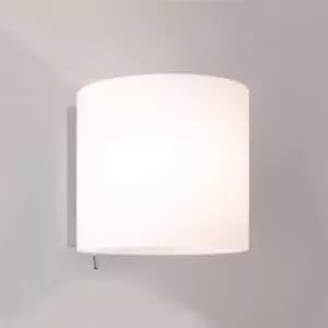 Luga 1 Light Indoor Wall Light White Glass, E14