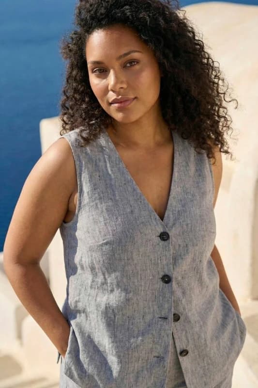 Roman Womens Curve Buttoned Relaxed Waistcoat in Grey Size: 22-24 Grey Female 22-24