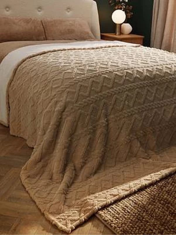 Silentnight Snugsie Family Blanket - Cable Knit - Natural Natural W73NQ Unisex