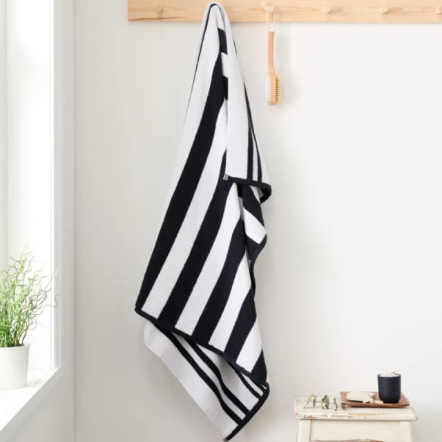 Bianca Reversible Stripe Cotton Towel Black unisex Bath Sheet