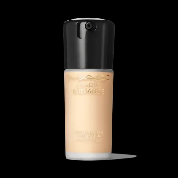 Studio Radiance Serum-Powered Foundation In NC17.5 - Dewy Foundation - Mac Cosmetics