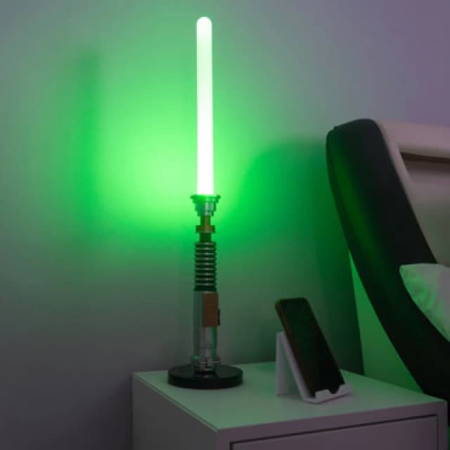 Star Wars Green Lightsaber Table Lamp - Luke Skywalker