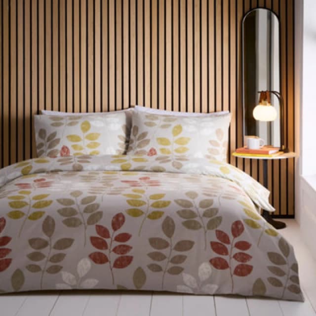 Portfolio Home Avani Retro Floral Natural Super King Soft Easy Care Bed Linen Bedding Duvet Cover Quilt Set With Pillow Cases