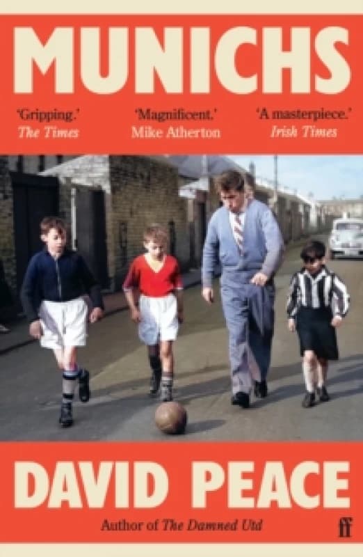 Munichs. Paperback. By David Peace Books