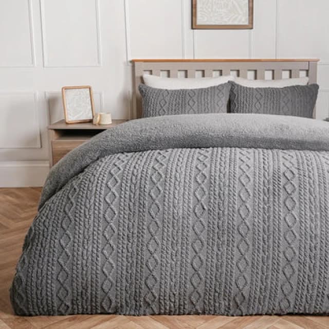 OHS OHS Cable Knit Fleece Duvet Cover Set Warm Reversible Bedding in Light Grey Size: Single Light Grey Single Unisex 5027434189243