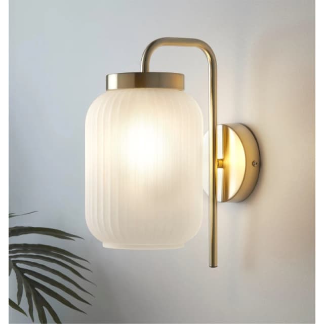 SO'HOME Frosted Glass Wall Light in White White ONE SIZE