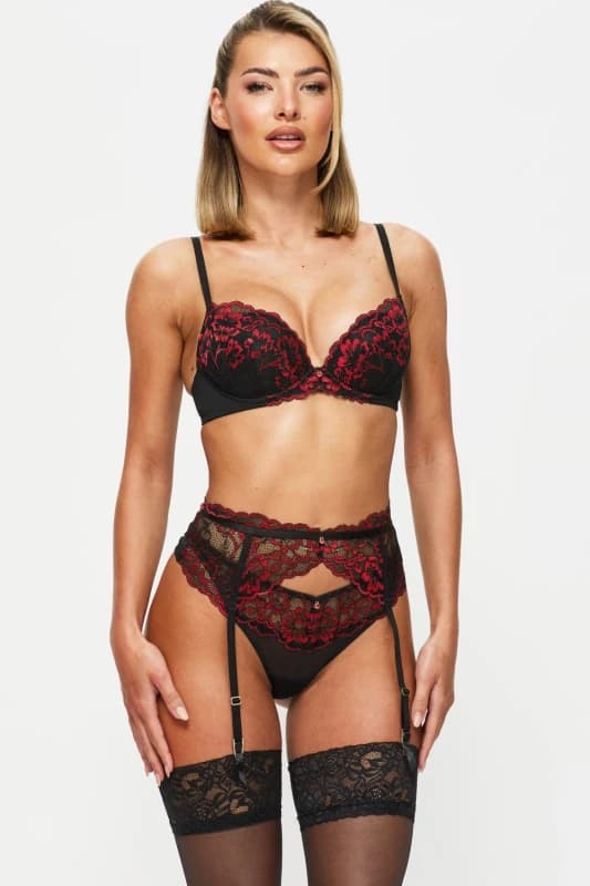 Ann Summers Ann Summers Sexy Lace Plunge Bra Blk/Red Black/Red Female 34C BJ25702