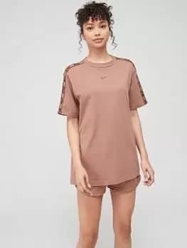 Nike NSW Taped Short Sleeve Boyfriend T-Shirt - Brown, Size L, Women