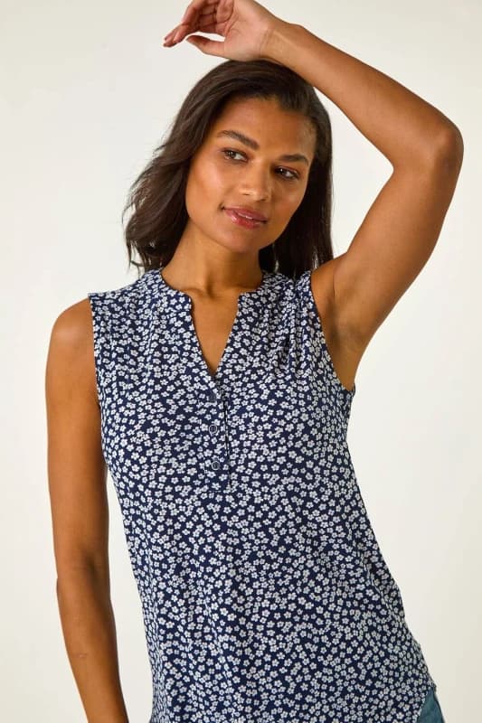 Roman Textured Floral Print V-Neck Stretch Top Navy