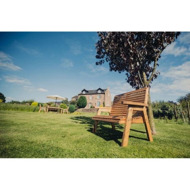 Churnet Valley Garden Furniture Ltd Valley 2 Seat Bench - Min. Assembly Required - Set of Cushions Inc in Brown Brown Unisex