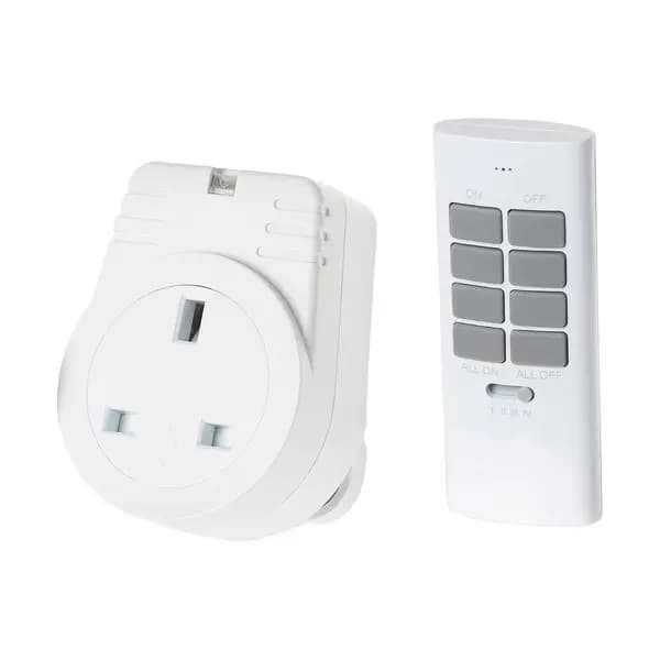 Maplin Maplin ORB RF Remote Controlled Mains Plug Socket with 1 Remote Version S2 - White N83KA+N81KA
