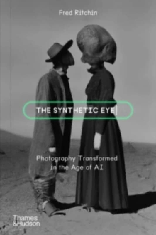 The Synthetic Eye. Paperback. By Fred Ritchin Books