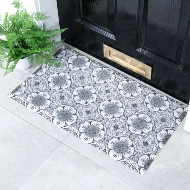 Native Natural Flower Tile Pattern Doormat (70 X 40Cm)
