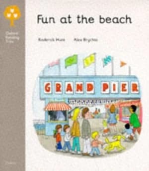 Fun at the Beach by Roderick Hunt Paperback
