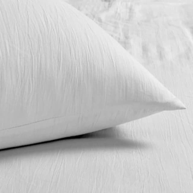 Velosso Elegant Microfibre Duvet Cover & Pillowcase Set, Breathable Bed Linen in White Size: Double White Unisex Double