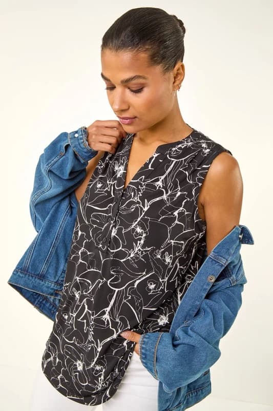 Roman Womens Floral Print Stretch Vest in Black Size: 14 Black Female 14