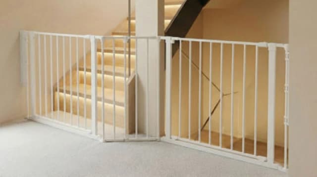 Safetots Two Door Multi Panel Solution For Up And Down Staircases, White, 194Cm Of Length, Includes 2 Door Opening Panels