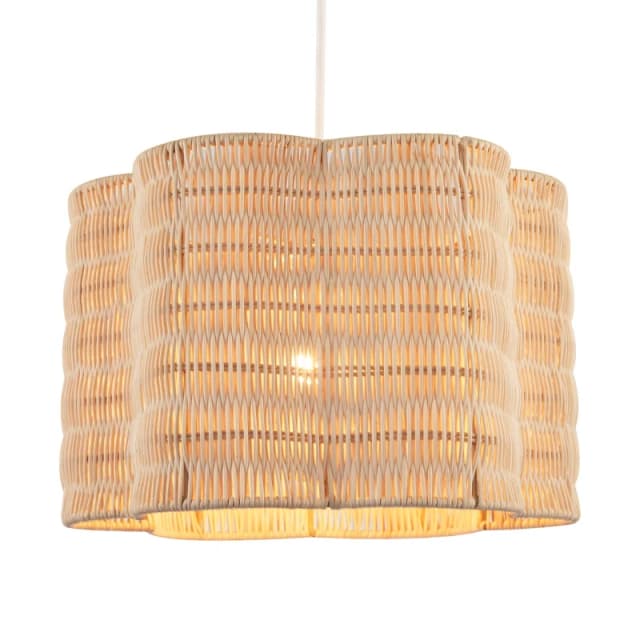 Happy Homewares Classic Scallop Edged Natural Rattan Wicker Pendant Lighting Shade in Brown Brown Unisex