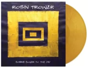 Robin Trower Coming closer to the day LP gold coloured