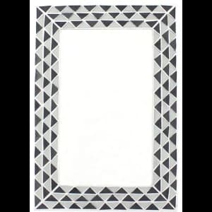 Monochrome Mirror V.1